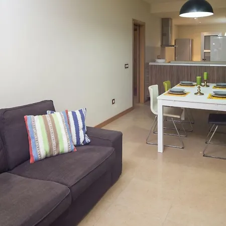 Lightbooking Moon And Sun Apartment *